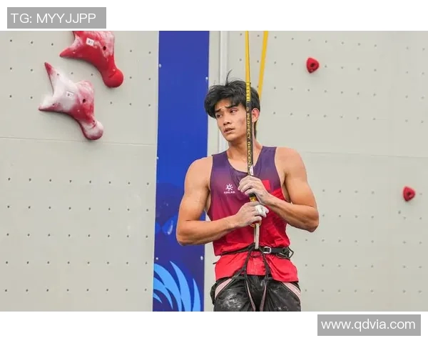 成都攀岩队的中路突破之路：深度解析攀岩运动的魅力与挑战