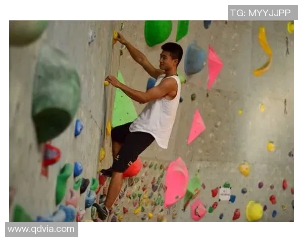 攀岩深度探索杭州攀岩队的防反策略与训练技巧揭秘