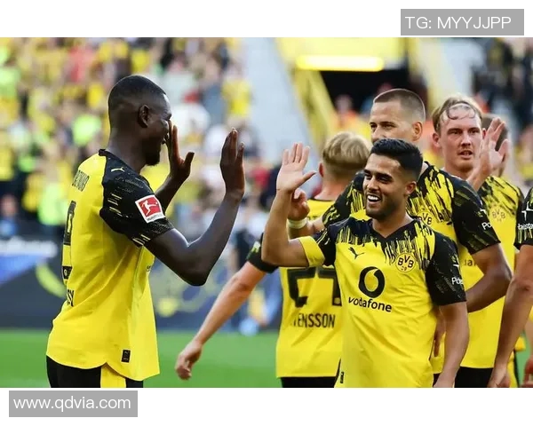 多特蒙德球迷骚乱引发欧冠禁赛三场并罚款50万欧元