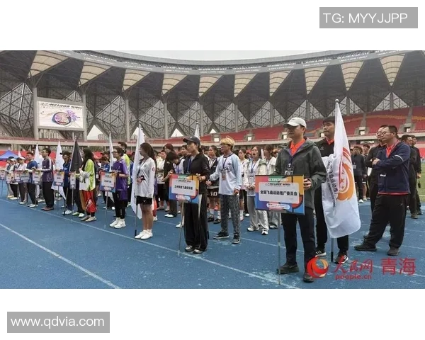 重庆飞盘队在全国比赛中表现优异荣获第九名引发热议 重庆飞盘队在全国比赛中表现优异荣获第九名引发热议