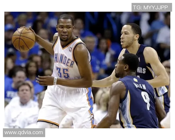 2008年NBA季后赛魔术对雷霆精彩对决回顾与分析