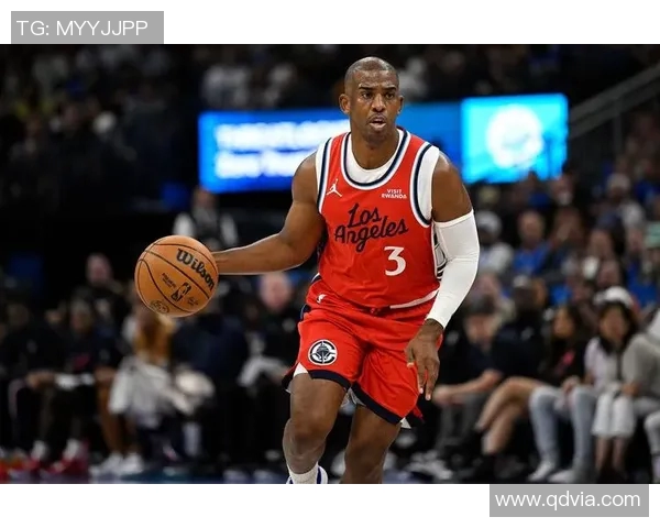 克里斯保罗：篮球场上的智慧传承与领导力之路