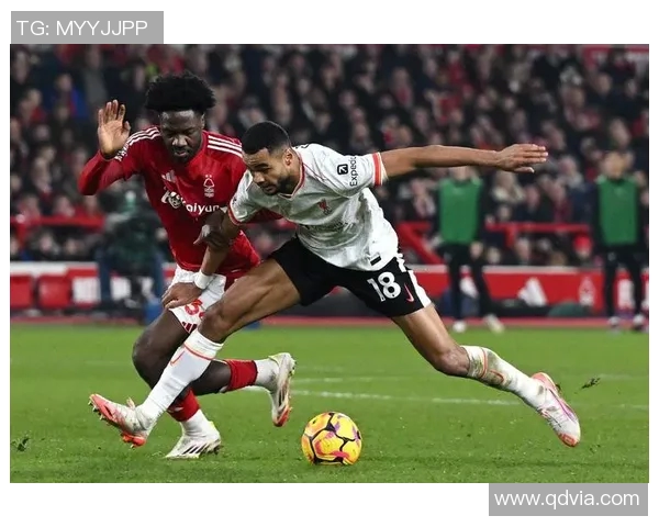 利物浦与曼城激战正酣比赛比分揭晓引发热议