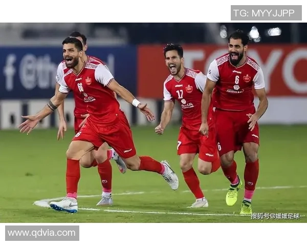 利雅得与波利斯的较量谁能在足球场上笑到最后